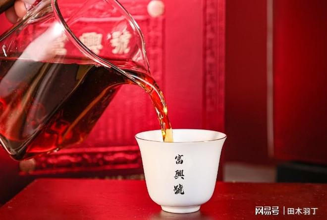 普洱成白领解压新伙伴麻将胡了写字楼午后:(图3) 普洱成白领解压新伙伴麻将胡了写字楼午后:(图3)